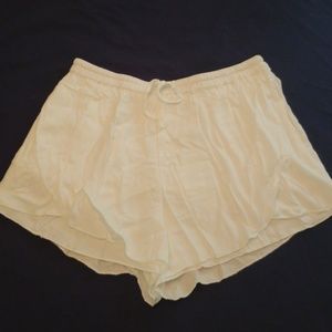 NWT Juniors American Rag White Summer  Shorts